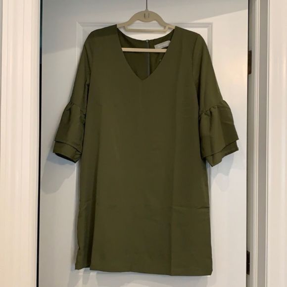 Belongsci Olive Green Dress - Picture 2 of 3